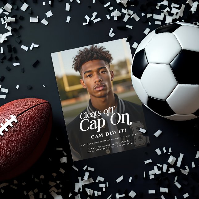 Invitation Crépins défaits Casquette en place Annonce de la r (Athlete Graduation Announcement)