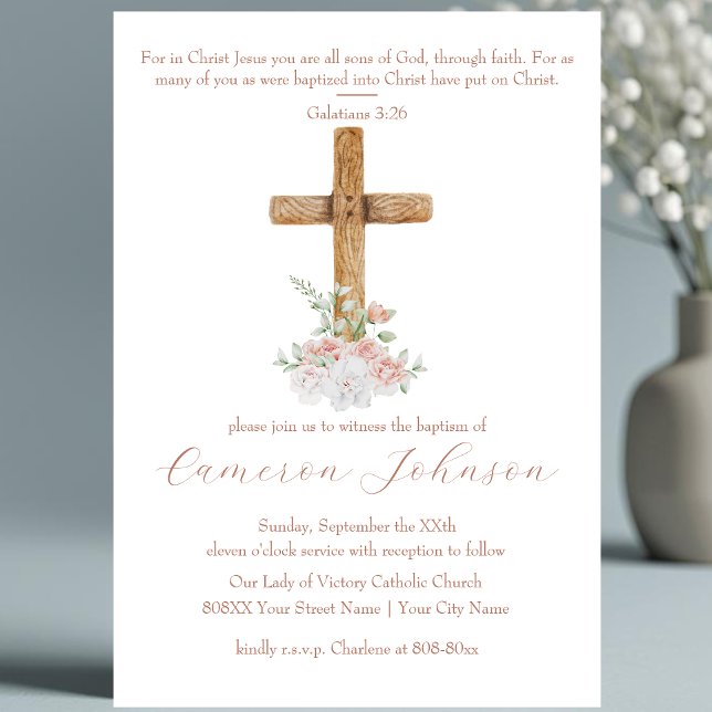 Invitation Croix en bois Fleurs blanches et roses Baptême (Créateur téléchargé)
