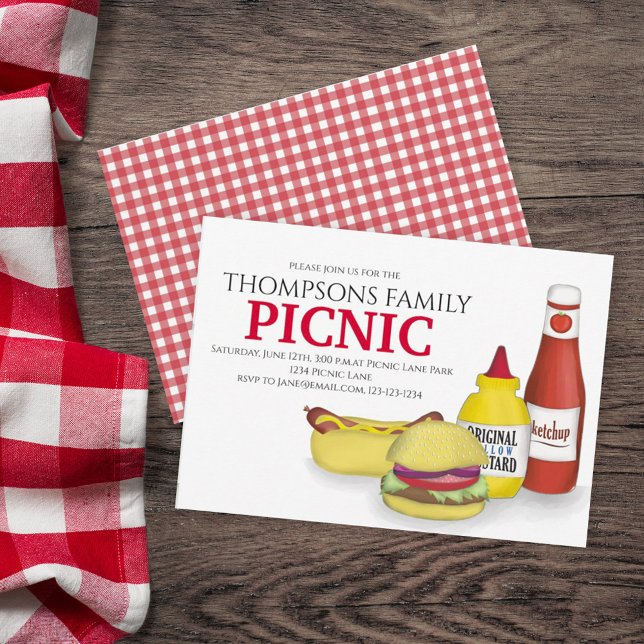Invitation Cute été pique-nique tendance cuisine Whimsical (BBQ invitation with Family picnic wording and hand-drawn hamburgers and hotdogs. )