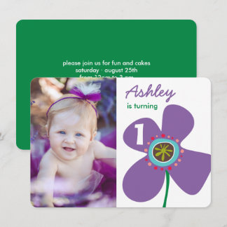 Invitation Cute Purple Daisy Pop Chic Photo Girl 1er annivers