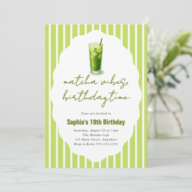 Invitation Cute Stripes Wavy Matcha 19th Birthday Party (Debout devant)