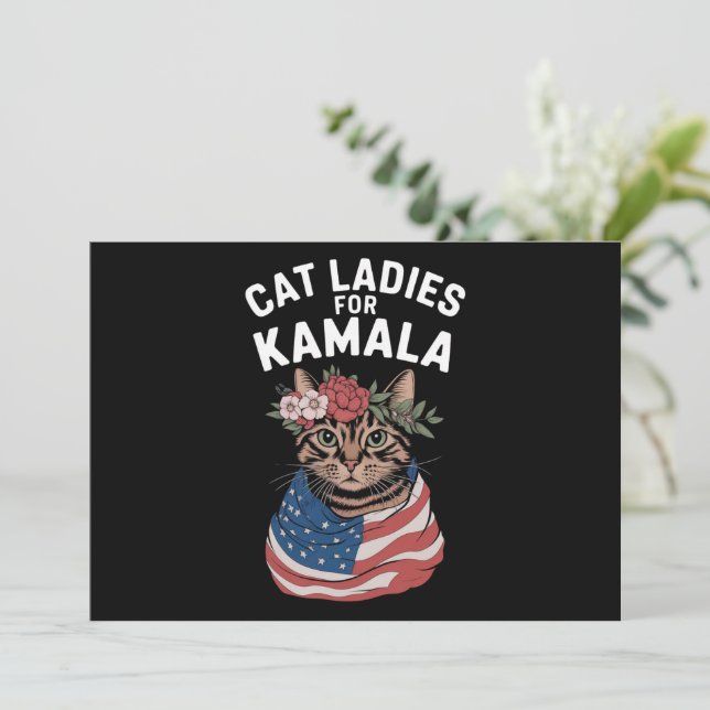 Invitation Dames De Chat Pour Kamala Élection De Chat Lady Ha (Debout devant)