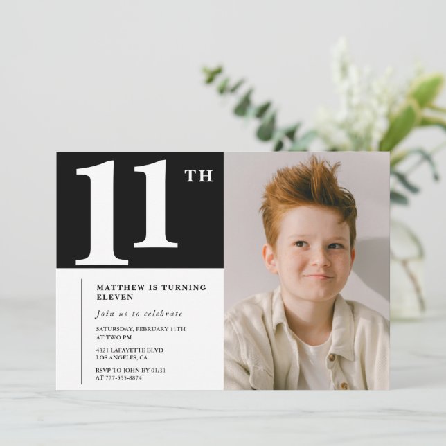 Invitation d'anniversaire 11 ans Noir Blanc Chic P (Debout devant)
