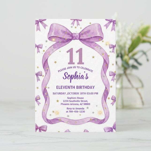 Invitation d'anniversaire Arc-en-ciel Violet, Fill (Debout devant)