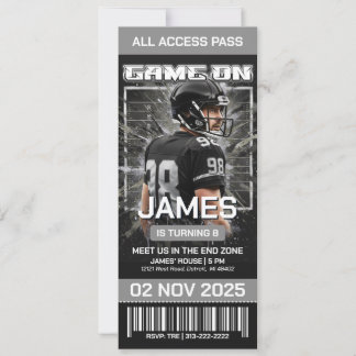 Invitation d'anniversaire de billet de football mo