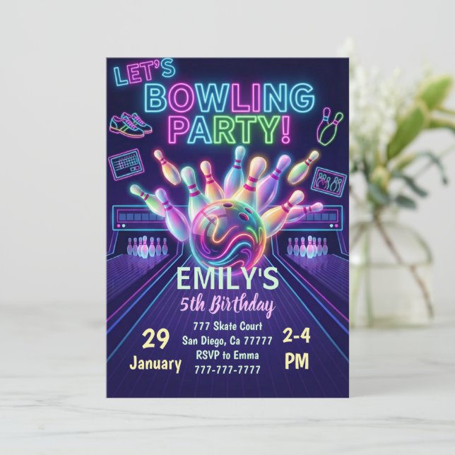 Invitation d'anniversaire de bowling Frappez pour  (Debout devant)