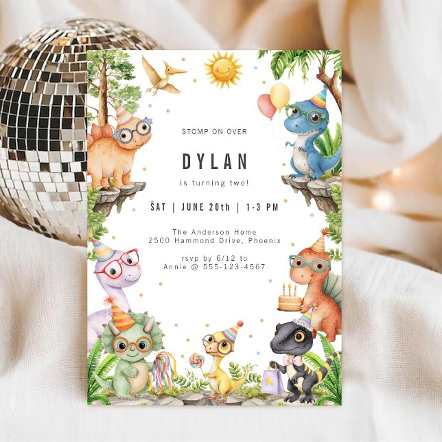 Invitation d'anniversaire de dinosaure pour enfant (Créateur téléchargé)