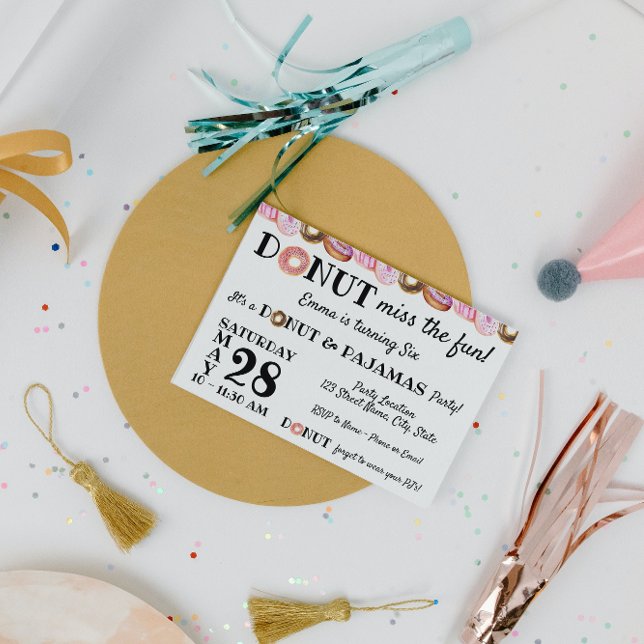 Invitation d'anniversaire de Donut (Créateur téléchargé)