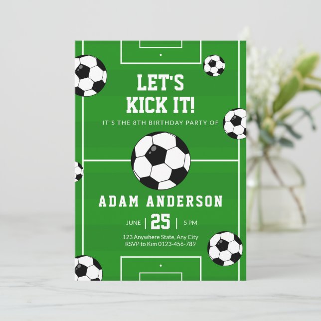 Invitation d'anniversaire de football Invitation d (Debout devant)