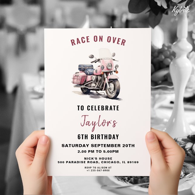 Invitation d'anniversaire de la moto rose pour fil (Créateur téléchargé)