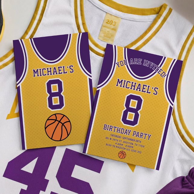 Invitation d'anniversaire de l'équipe de basket-ba (Créateur téléchargé)