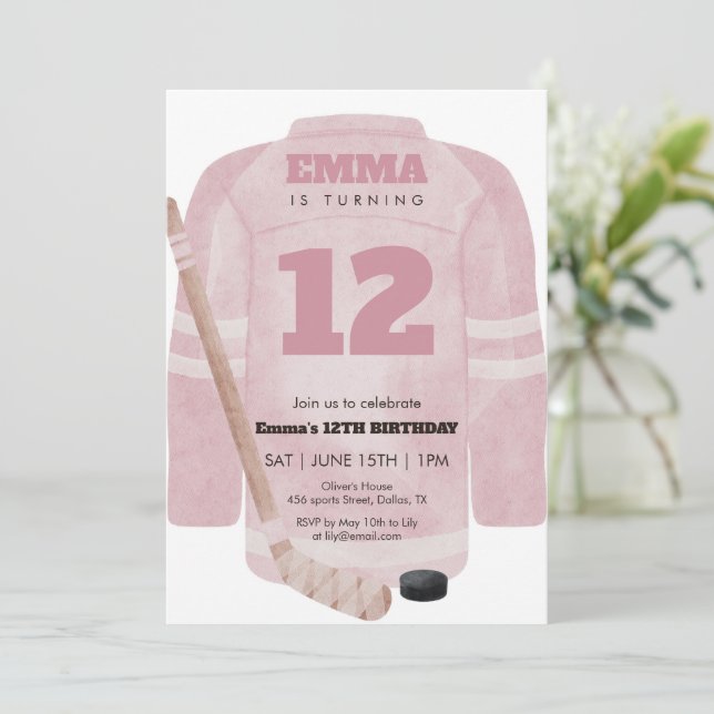 Invitation d'anniversaire de maillot de hockey ros (Debout devant)