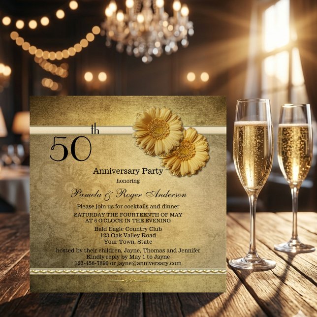 Invitation d'anniversaire de mariage Fleurs de mar (Elegant anniversary party invitation in vintage style with golden daisies on a burlap background)