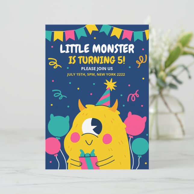 Invitation d'anniversaire de monstre, Anniversaire (Debout devant)