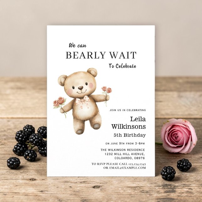 Invitation d'anniversaire de nounours à peine atte (Créateur téléchargé)
