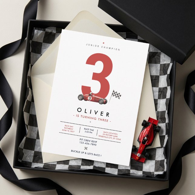 Invitation d'anniversaire de voiture de course de  (Créateur téléchargé)