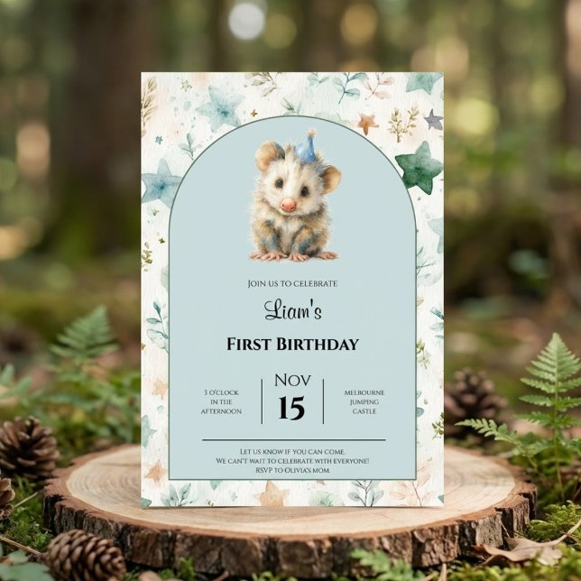 Invitation d'anniversaire d'opossum • Fête mignonn (Watercolor opossum birthday invitation on rustic wood slice with soft forest tones.)