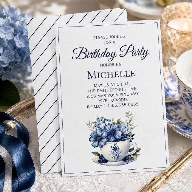 Invitation d'anniversaire élégante pour femmes ave (Elegant blue teacup and pinstripes birthday party invitation)