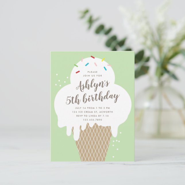 Invitation d'anniversaire pour enfants à petit bud (Debout devant)