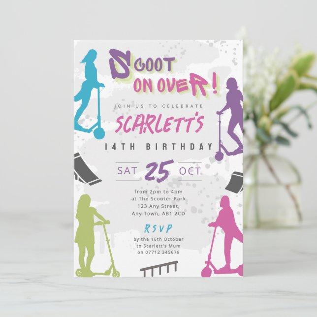 Invitation d'anniversaire pour une fête de trottin (Debout devant)