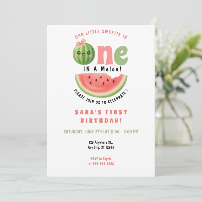 Invitation d'anniversaire pour une fille l'été pou (Debout devant)