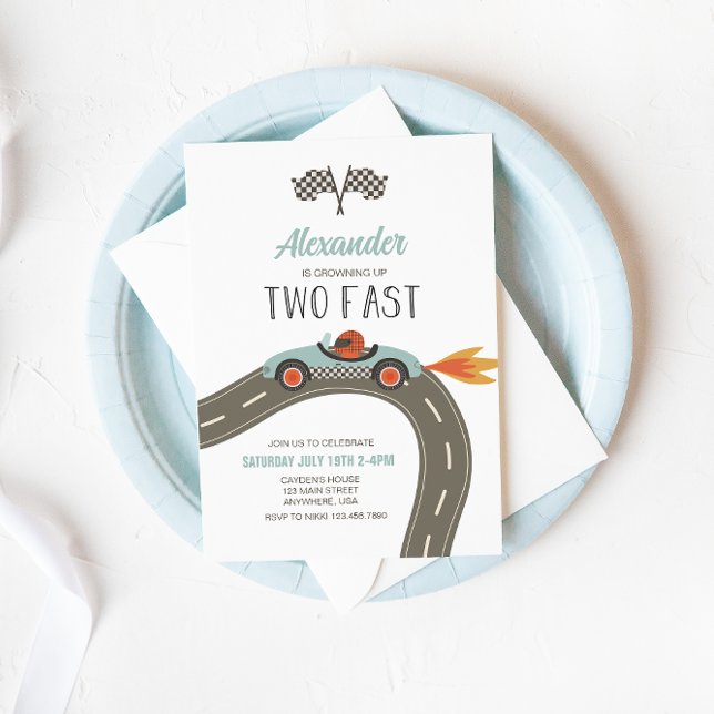 Invitation d'anniversaire pour une voiture de cour (Créateur téléchargé)