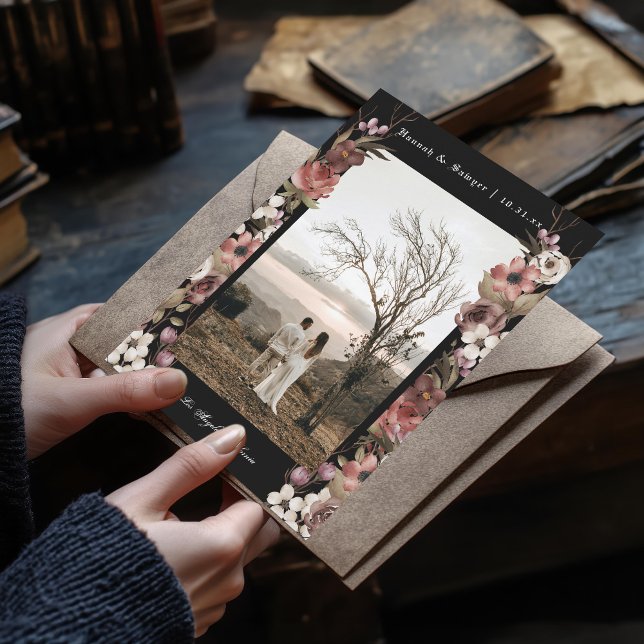 Invitation Dark Moody Floral Autumn Photo Enregistrer la date (Créateur téléchargé)