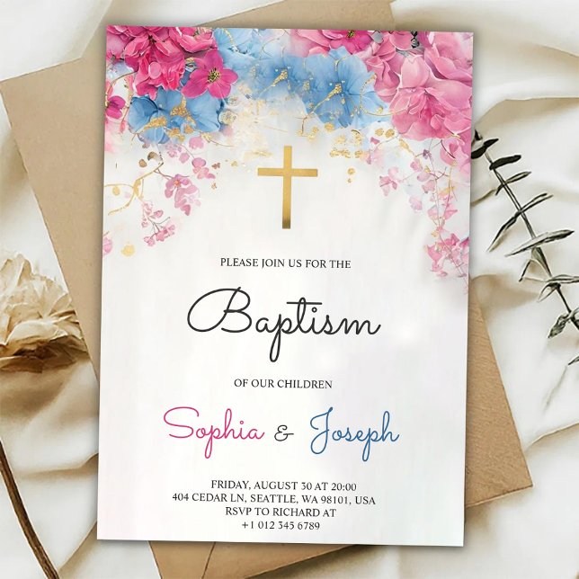 Invitation de baptême avec fleurs bleues et une cr (Créateur téléchargé)