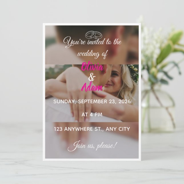 Invitation de couple moderne avec anneaux de maria (Debout devant)