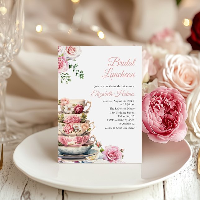 Invitation de déjeuner de mariage à la tasse de th (Blush Pink Floral Teacup Bridal Luncheon Invitation on a boho table with pink and white peonies)