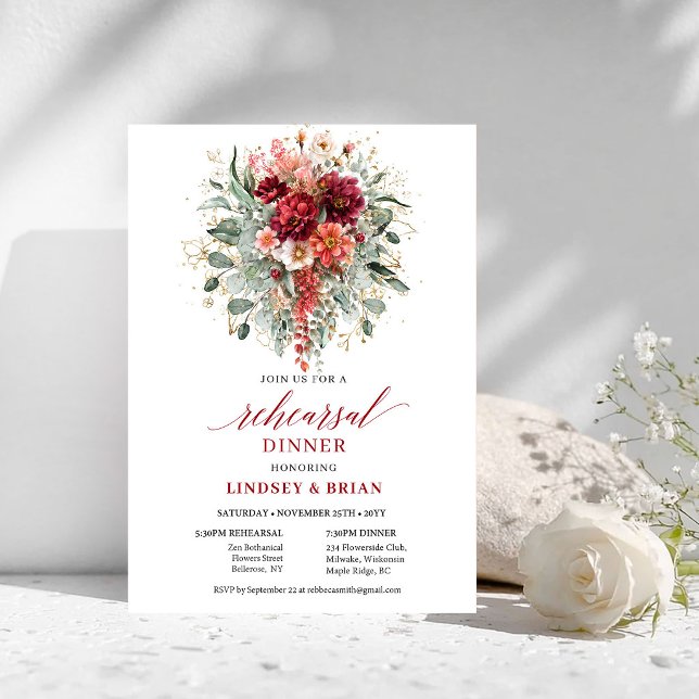 Invitation de dîner de répétition de fleurs d'auto (Serene Maroon Autumn Floral Rehearsal Dinner Invite

)