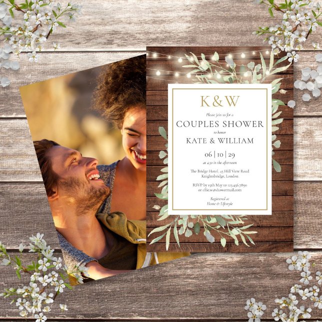 Invitation de douche de couples de monogramme de v (Rustic Gold Monogram Greenery Photo Couples Shower Invitation)