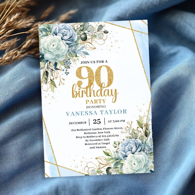 Invitation de fête d'anniversaire 90 ans Chic Fleu (Chic Blue Flowers Gold 90th Birthday Party Invite)