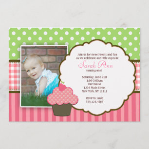 Invitation de fête d'anniversaire de petit gâteau
