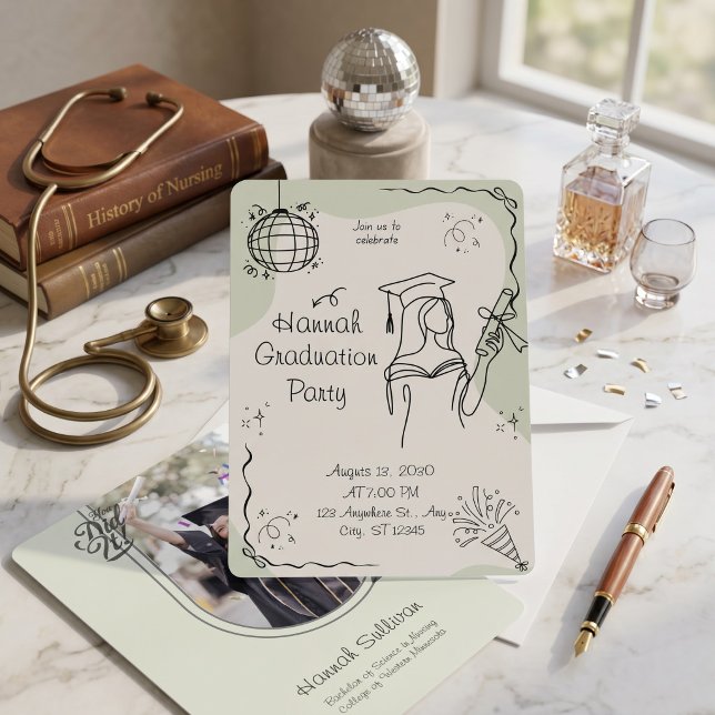 Invitation de fête de fin d'études avec arche vert (Hand Drawn Sage Green Arch Photo Graduation Party Invitation)