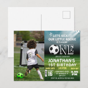 Invitation de fête de sport de football pour enfan