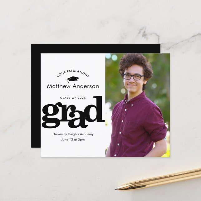 Invitation de graduation photo budget noir et blan (Devant/Arrière en situation)
