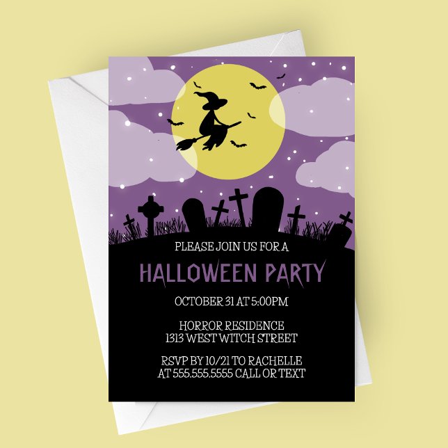 Invitation de la fête d'Halloween Sorcière volant (Flying Witch Over Cemetery with Purple Sky Halloween Party Invitation)