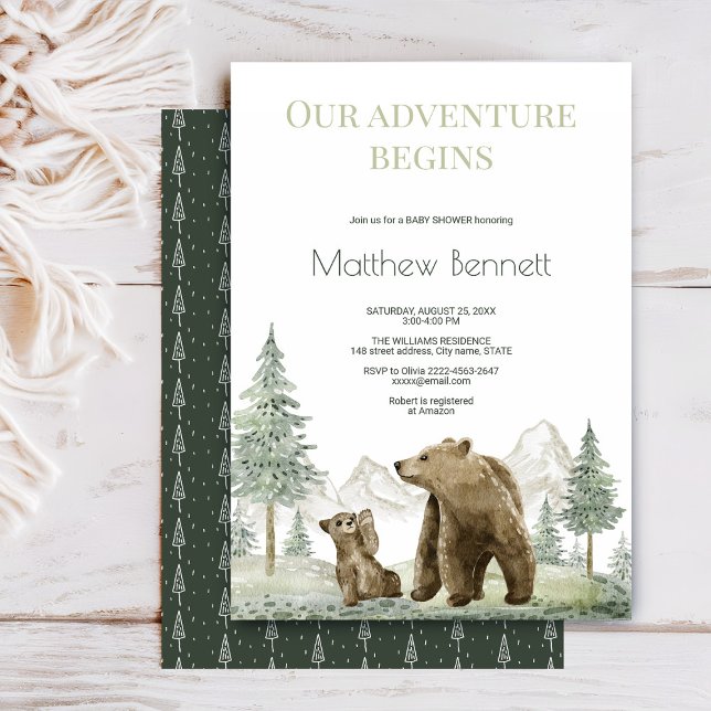 Invitation de la forêt d'aquarelle de la mère et d (Mother and baby bear baby shower invite with sage green watercolor forest)