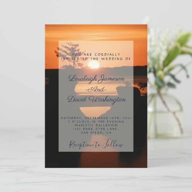 Invitation de mariage au coucher de soleil côtier (Debout devant)