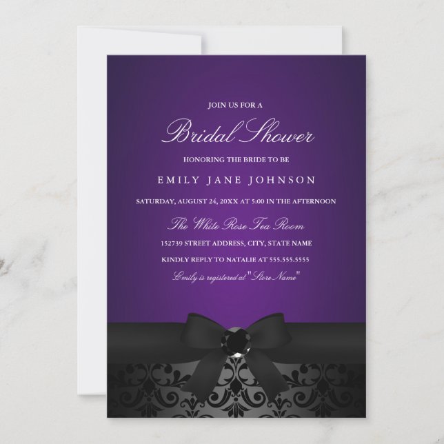 Invitation de mariage avec un nœud noir et violet  (Devant)