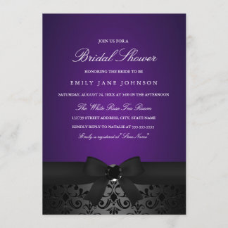 Invitation de mariage avec un nœud noir et violet