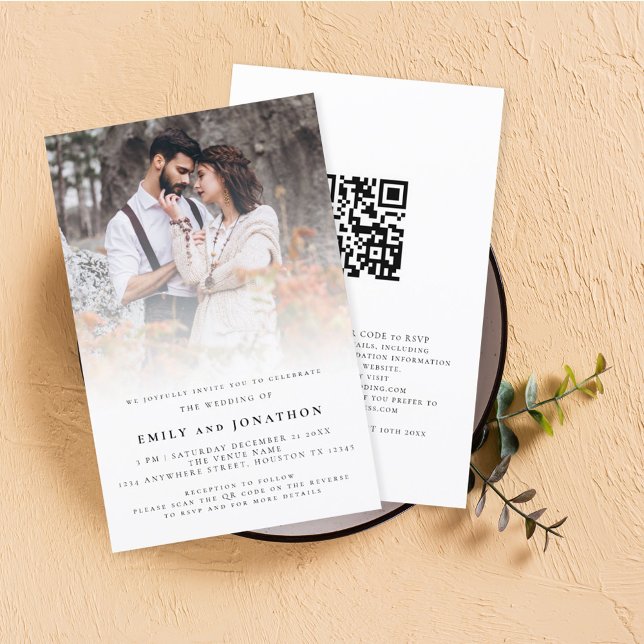 Invitation de mariage de code QR de superposition  (Front and back view, luxury foil printing)