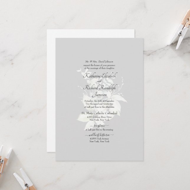 Invitation de mariage élégante et florale blanche  (Devant/Arrière en situation)