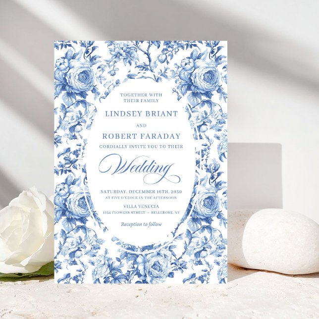 Invitation de mariage florale en toile de chinoise (Chic Blue Chinoiserie Toile Floral Wedding Invitation)