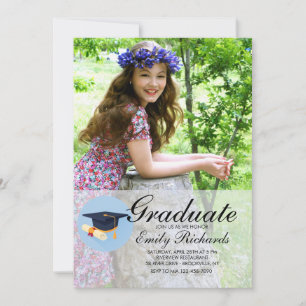 Invitation de photo de diplômé fier