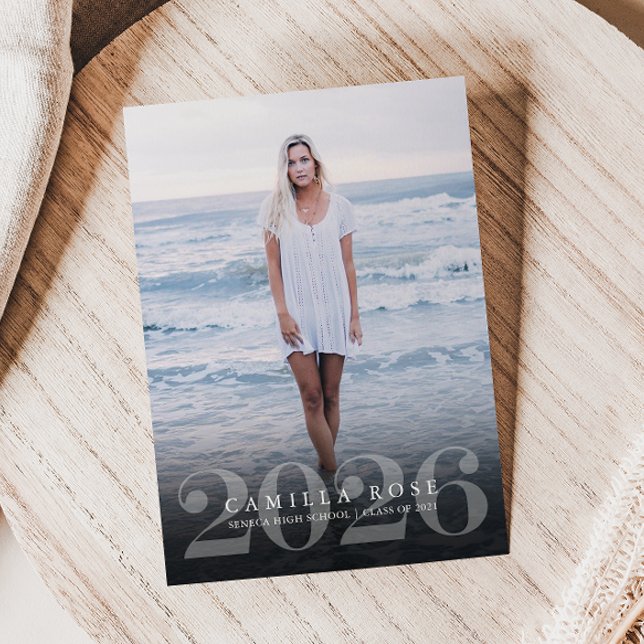 Invitation de photo de remise de diplôme Bold Eleg (Bold Elegance 2026 Graduation Photo Invitation)
