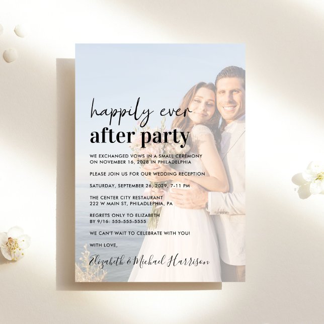 Invitation de réception de mariage photo moderne (An chic Happily Ever After Party photo invitation for your wedding celebration)