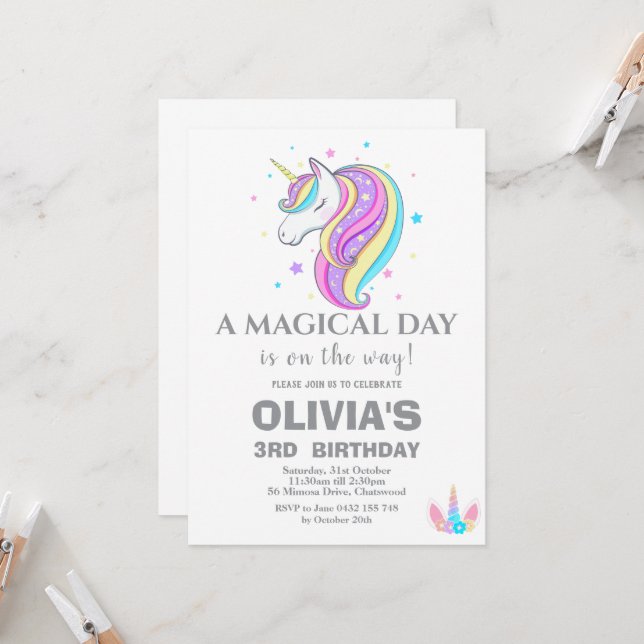 Invitation Décorations de fête d'anniversaire de la Unicorn (Devant/Arrière en situation)