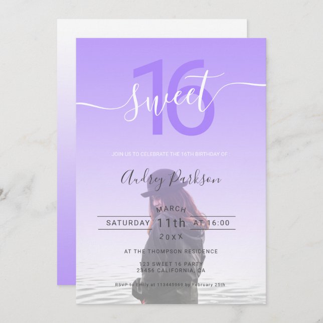 Invitation dégradé violet girly ombre script photo doux 16 (Devant / Derrière)